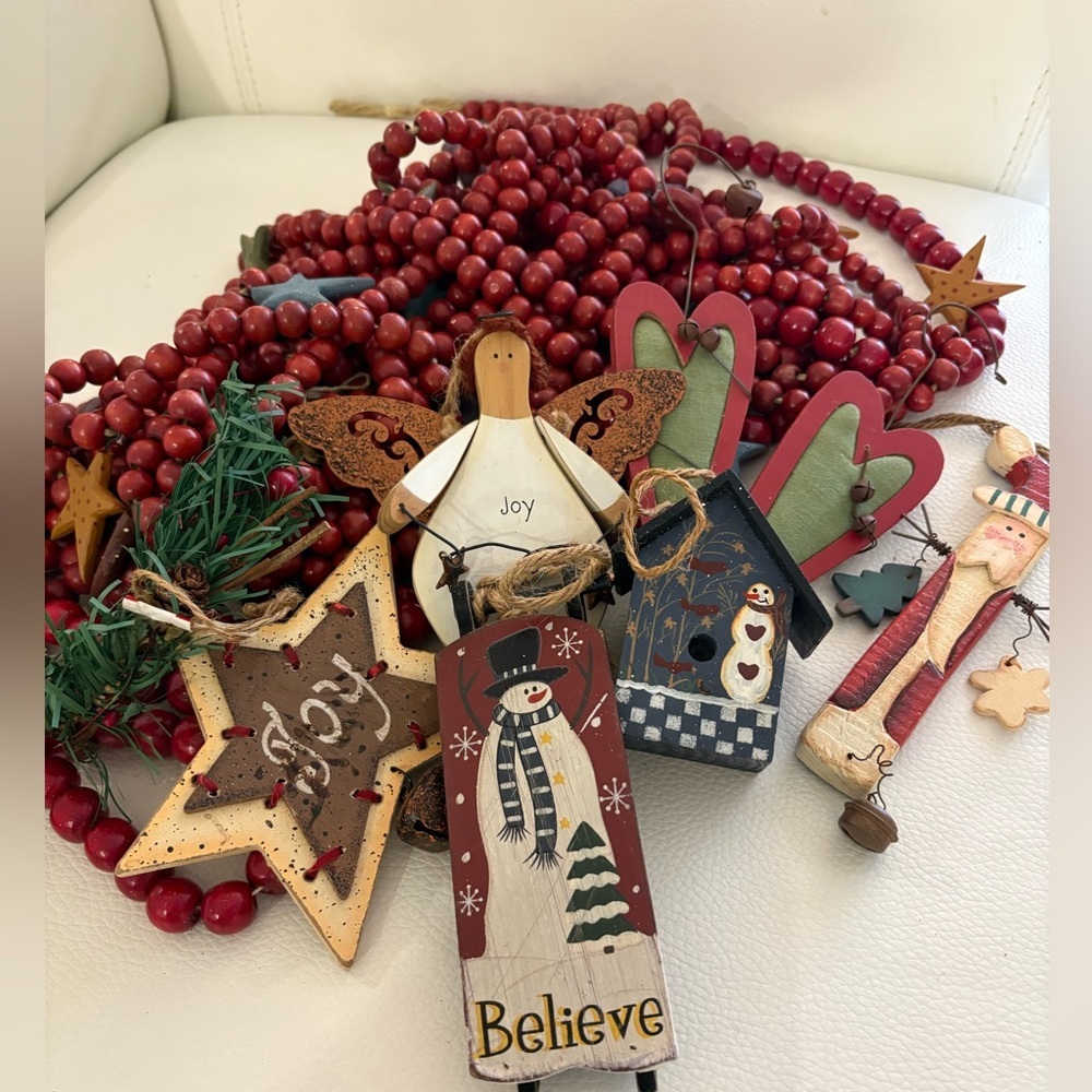 Festive Christmas Ornaments Set